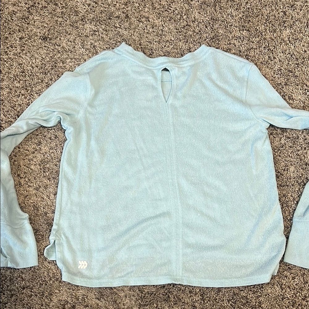 All in Motion Green Relaxed Asymmetrical Long Sleeve Tee - Picture 2 of 3